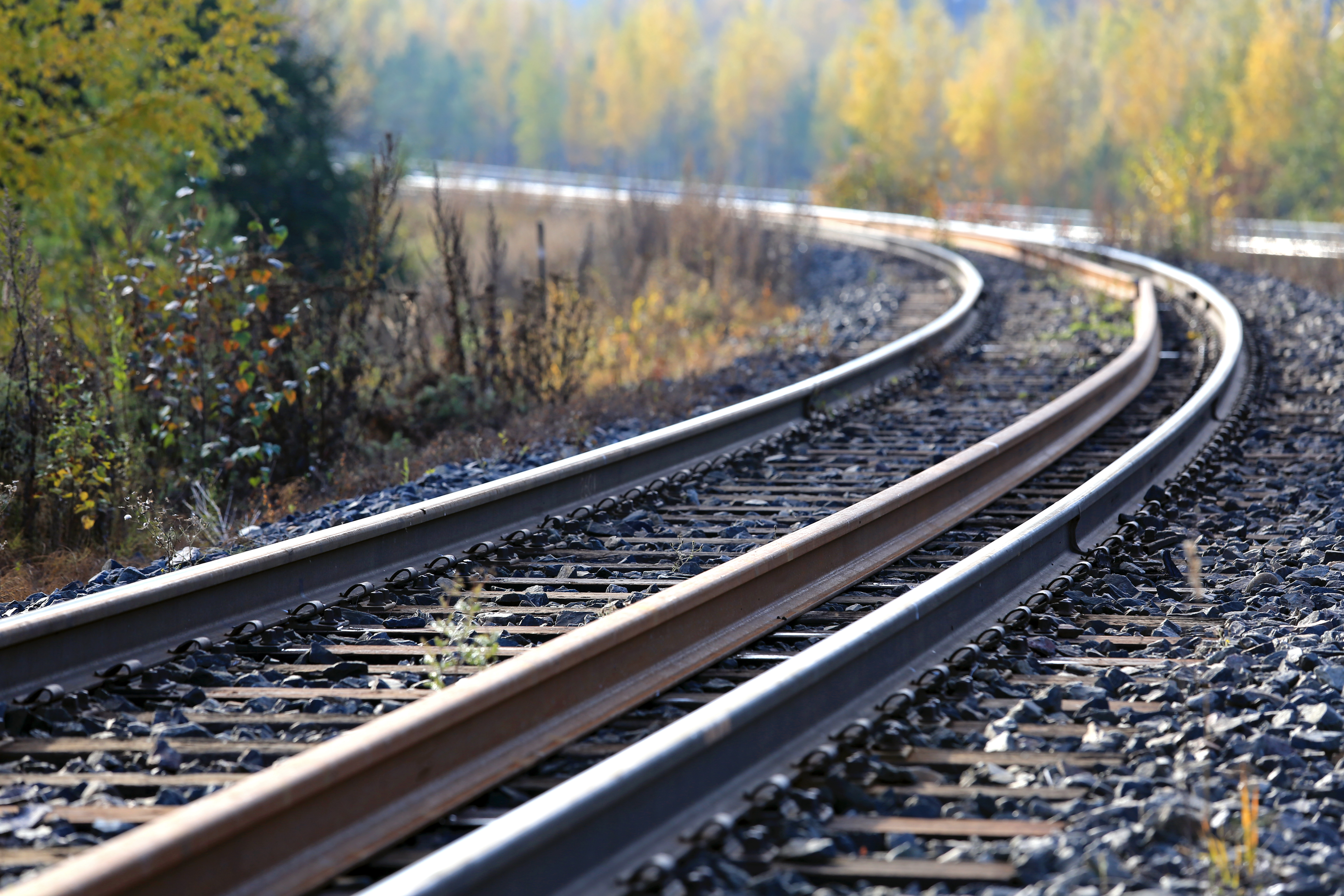 Along the rails., Geismar